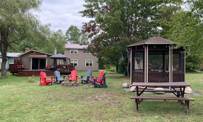 Forestport House | FOUR SEASON WATERFRONT LAKE HOUSE ON OTTER LAKE