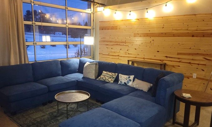 Mancelona House | Four Season Wonderland in Bellaire - close to Torch Lake, golf, skiing