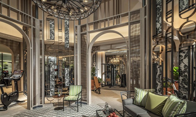 Orchard Hotel | Four Seasons Hotel Singapore