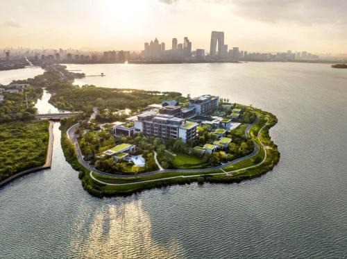 Wuzhong Hotel | Four Seasons Hotel Suzhou