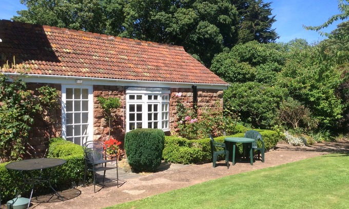 Minehead Cottage | Four star one bedroom cottage