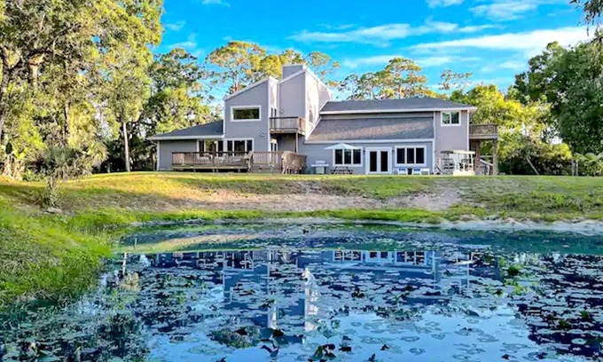 Jupiter House | Fox Ranch Estate on 2. 5 Acres in Jupiter, Game Room, Perfect for large groups