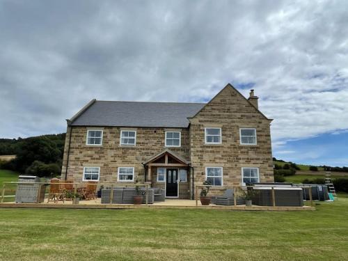 Knayton House | Foxhall Farm