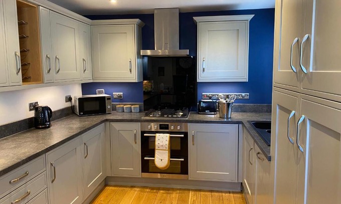 Westward Ho House | Foxy cottage nr Westward Ho!