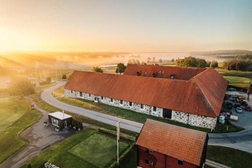 Vasteras Municipality Hotel | Frösåker G&CC