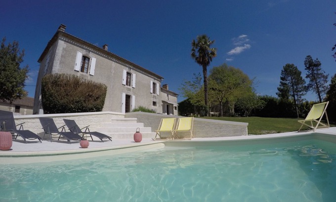 Bors de Montmoreau House | BEAUTIFUL COUNTRY HOUSE (7ha) WITH PRIVATE HEATED POOL