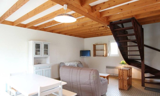 Saint-Martin de Brehal Cottage | Charming Beachside House in Bréhal with Terrace, BBQ, and Wi-Fi