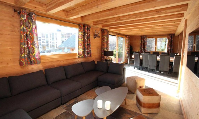 La Toussuire Ski Chalet | 215 m² Chalet ∙ 5 bedrooms ∙ 14 guests