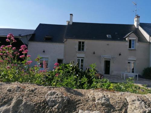 La Chapelle-Saint-Martin-en-Plaine House | Le gîte d' Alice