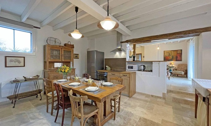 Longny les Villages Cottage | Charming Renovated Country House: 3 Bedrooms, Large Garden, Near Forest Trails, Pet-Friendly
