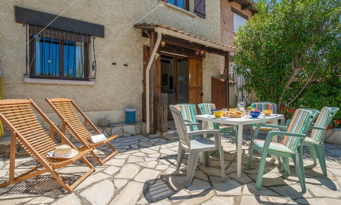 La Madrague House | Les Jardins de Sinople by Interhome