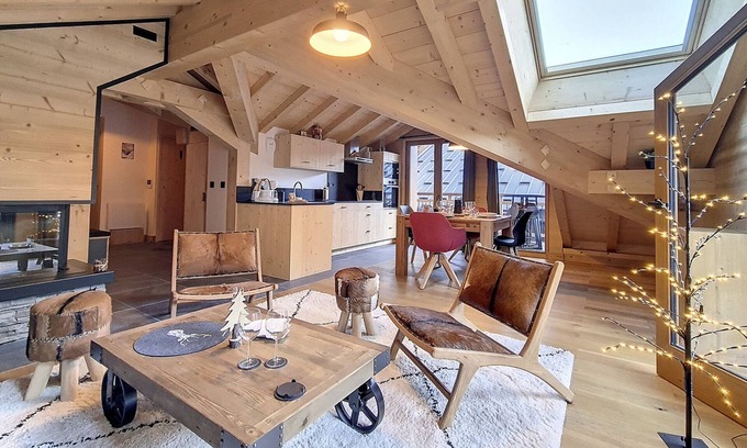 Le Bettaix Apartment | New Chalet · Near Slopes · Terrace · Sauna