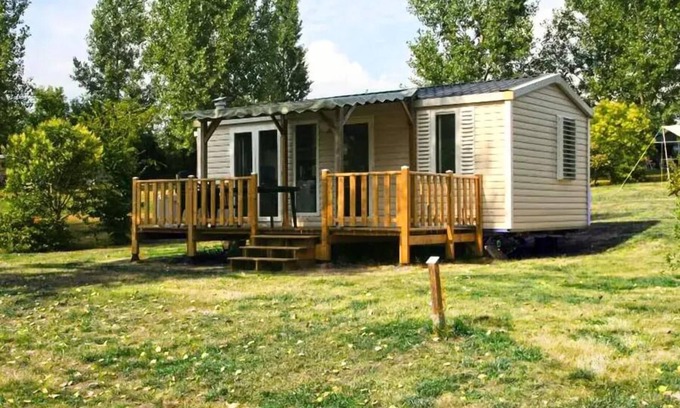 Saint-Martin-Lars-en-Sainte-Hermine House | Mobil Home Comfort Nalliers - 2 Schlafzimmer 4 Personen