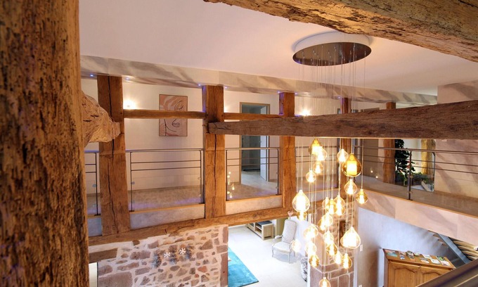 Ternuay-Melay-et-Saint-Hilaire Cottage | Spacious cottage with sauna, 12 guests