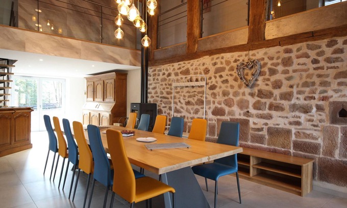Ternuay-Melay-et-Saint-Hilaire Cottage | Forest Lodge for 12 People