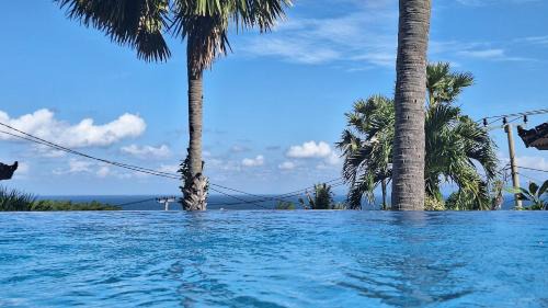 Seraya House | Frangipani Inn & Restaurant