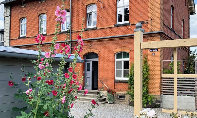 Frauenstein Apartment | Frauenstein station - Apartment Wartehalle