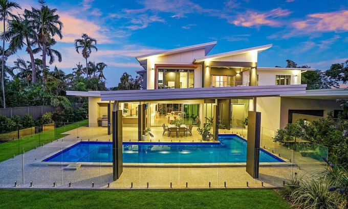 Fannie Bay House | Fred's at Fannie Bay