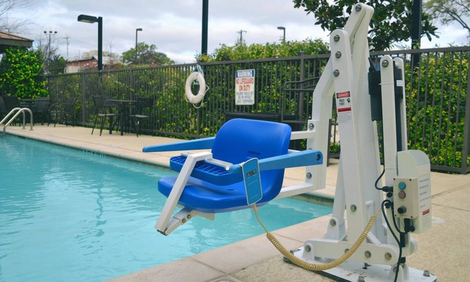 West San Antonio Condo | Free Breakfast Buffet. Outdoor Pool. King Suite Near Sea World.