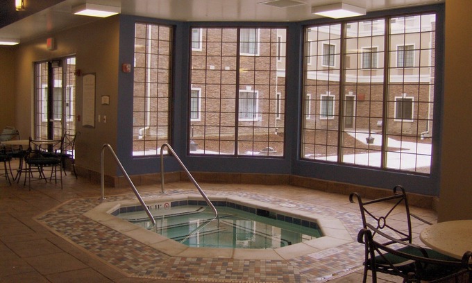 Novi Condo | Free Breakfast Everyday! Pool & Hot Tub. Near Twelve Oaks Mall!