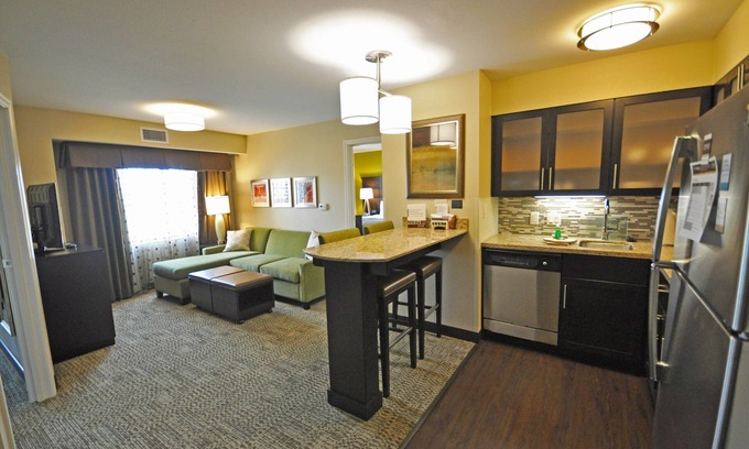 Altoona Condo | Free Breakfast, Free Wi-Fi, Indoor Pool and Hot Tub | Cozy 2 Bedroom Suite