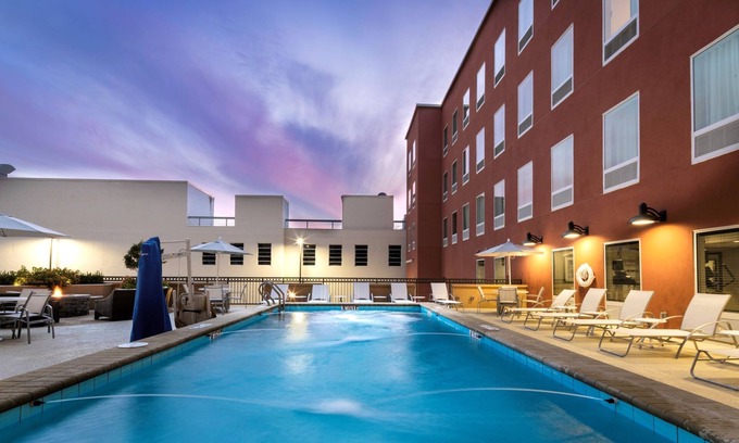 Montgomery Condo | Free Breakfast. Outdoor Pool. Gym. Near Maxwell Air Force Base!