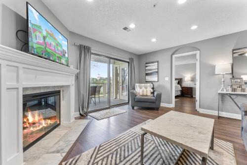 Branson House | Free Daily Attractions including Silver Dollar City! Spacious, Centrally located, 2 pools