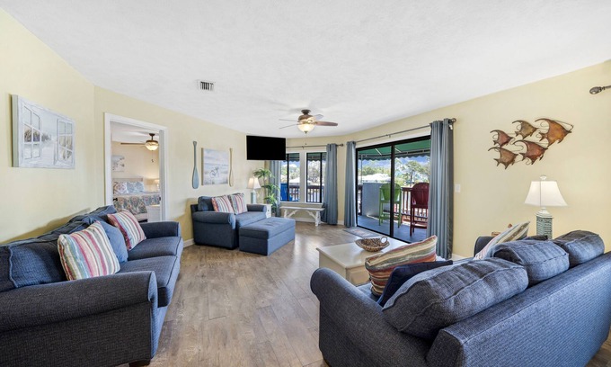 Gulf Lagoon Beach Condo | FREE Golf+Tix! Large Waterfront 2 BR St Thomas, Dock, Beach, Pool, Tennis!
