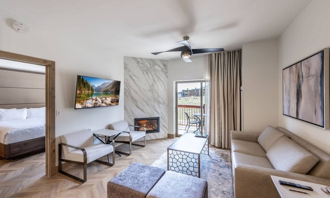 Park City Condo | *Free Kayaking* Perfect for Families - Renovated Westgate | 2 King Suites | Pool | Arcade | Hot Tub