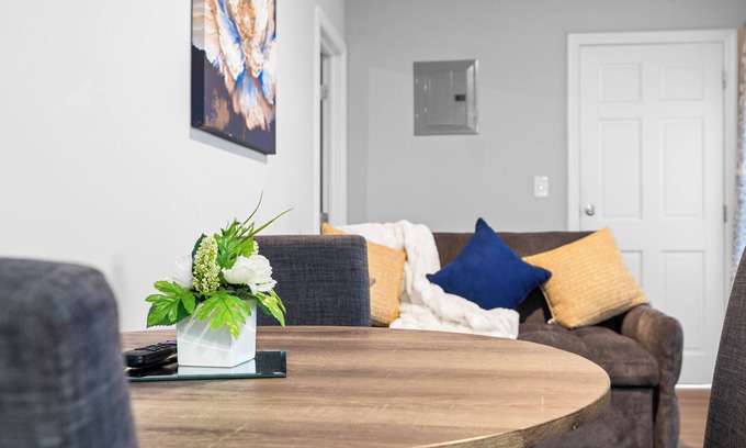 Utica Apartment | Free Parking, Laundry, Wi-Fi, 6 Min WYNN Hosp/Nexus Center, Downtown Utica NY4