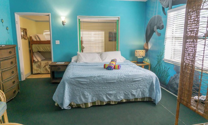 Key Largo Cottage | Free sailing, kayaking, water toys etc w/Cottage