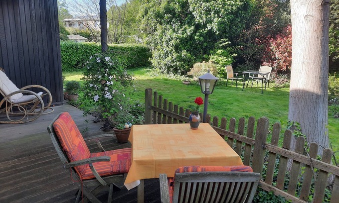Scherzheim House | Freistehendes Ferienhaus mit Zauberhaftem Garten am Oberrhein