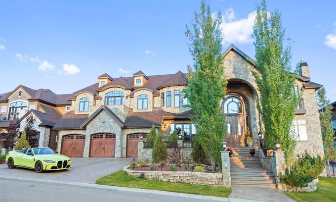 Springbank Hill House | French Château w/Swim Spa & Theatre: 11,700 sqft
