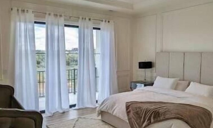 South Richland House | French Cottage 5bed4bath