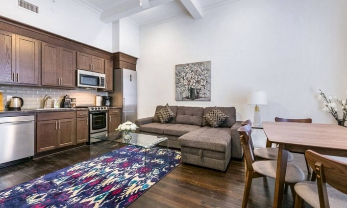 Central Business District Condo | French Quarter Oasis | Right on Canal St !