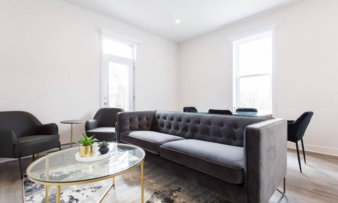 Mile End Apartment | Fresh 1 Bdr in the Heart of Mile End by Denstays