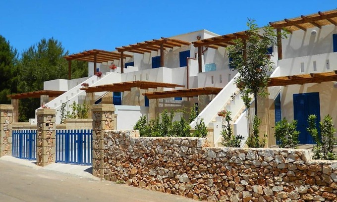 Marina di Novaglie Apartment | Fresh and bright apartment 350 meters from the sea