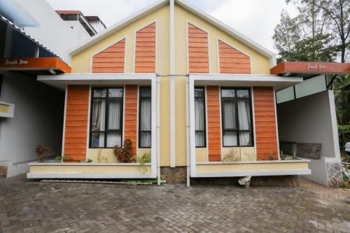 Sukapura House | Fresh Inn