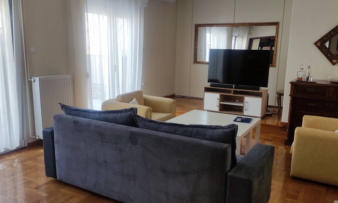 Larissa Apartment | Friendly central apartment! Best choice for trips or business purposes!