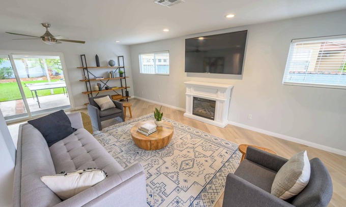 La Mesa House | Friends are Forever by Cardo Vacation Rentals