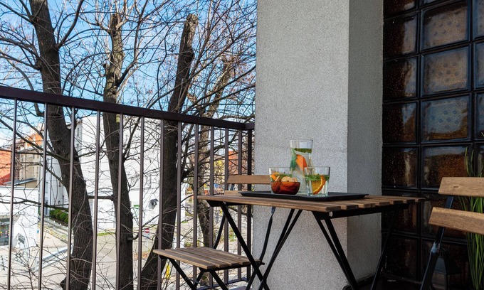 Gliwice Apartment | Friends - by Kairos Apartments