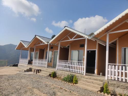 Rajgarhi Resort | Friendship inn hotel and resorts