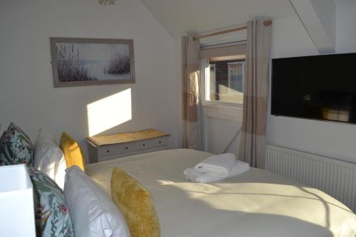 Frinton-on-Sea House | Frinton Escapes - The Cottage