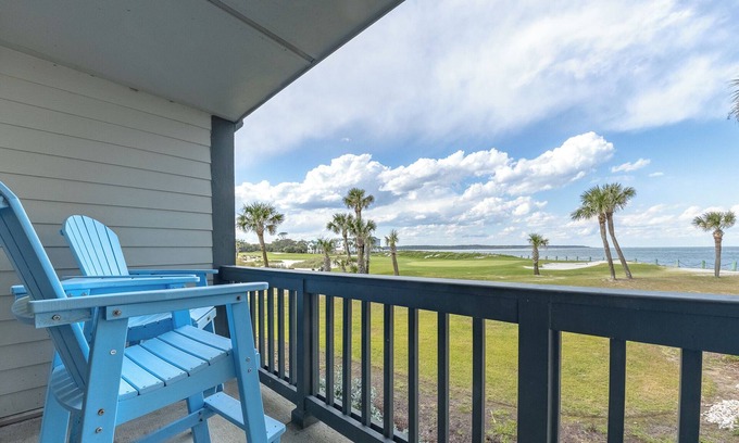 Saint Helena Island Condo | Fripp Island Ocean Front, Walk to the Beach, Private Pool - Tidewater Shoals