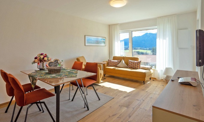 Oy-Mittelberg Apartment | Frisch, Sonnig und im Modernen Landhaus Stil