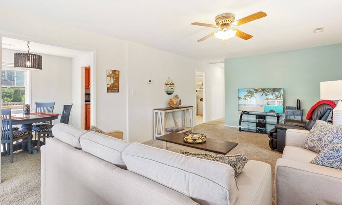 Frisco House | Frisco Waterfront Retreat | Quiet & Relaxing