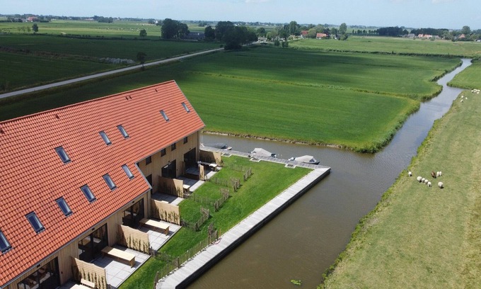 Leons House | Frisian Home with furry friends