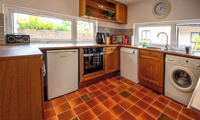 Port Talbot House | Frodo's Folly