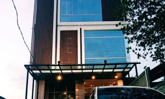 West Semarang Hotel | Front One Boutique Tugu Muda Semarang