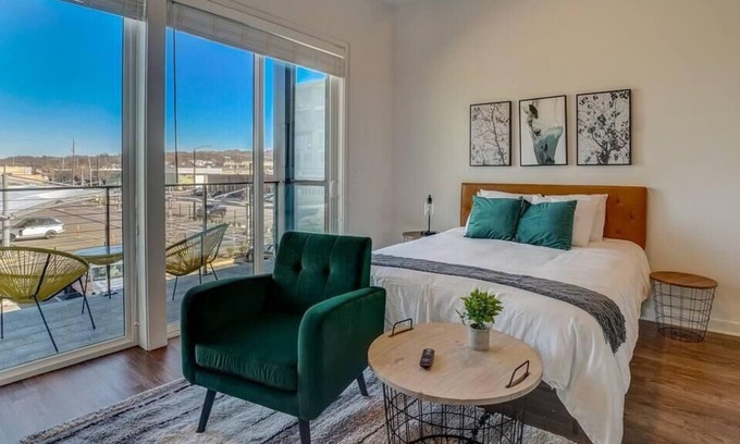 Avondale Apartment | Frontdesk | Modern Studio Apt near UAB Hospitals